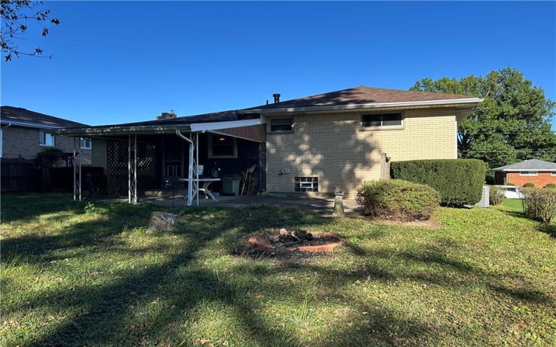 488 Toledo Drive, New Kensington, 15068, 3 Bedroom Bedrooms, 6 Room Rooms,1.1 BathroomBathrooms,Residential,For Sale,Toledo Drive,1776293