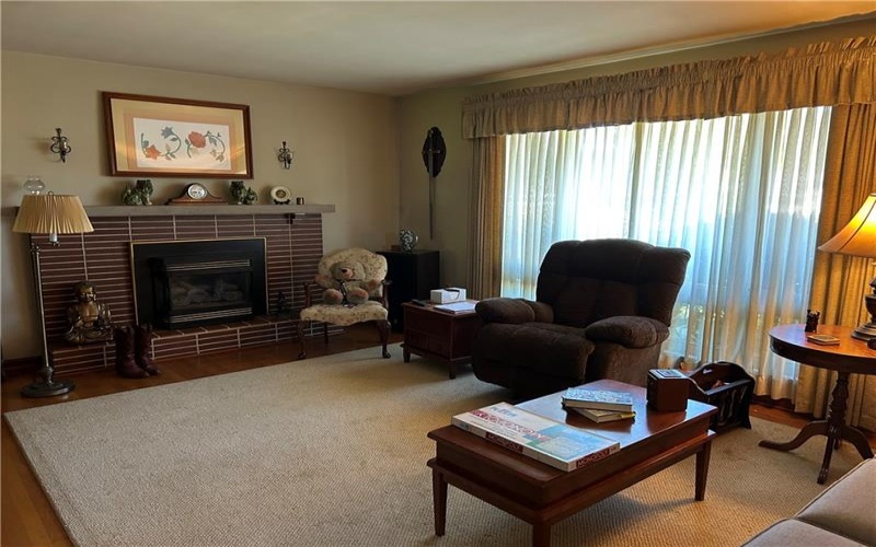 488 Toledo Drive, New Kensington, 15068, 3 Bedroom Bedrooms, 6 Room Rooms,1.1 BathroomBathrooms,Residential,For Sale,Toledo Drive,1776293