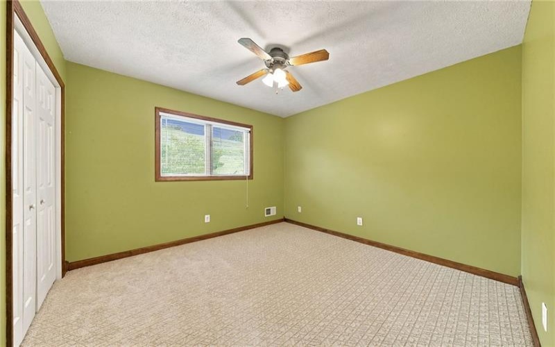 327 Sugar Run Rd, Waynesburg, 15370, 4 Bedroom Bedrooms, 11 Room Rooms,2.2 BathroomBathrooms,Residential,For Sale,Sugar Run Rd,1776358