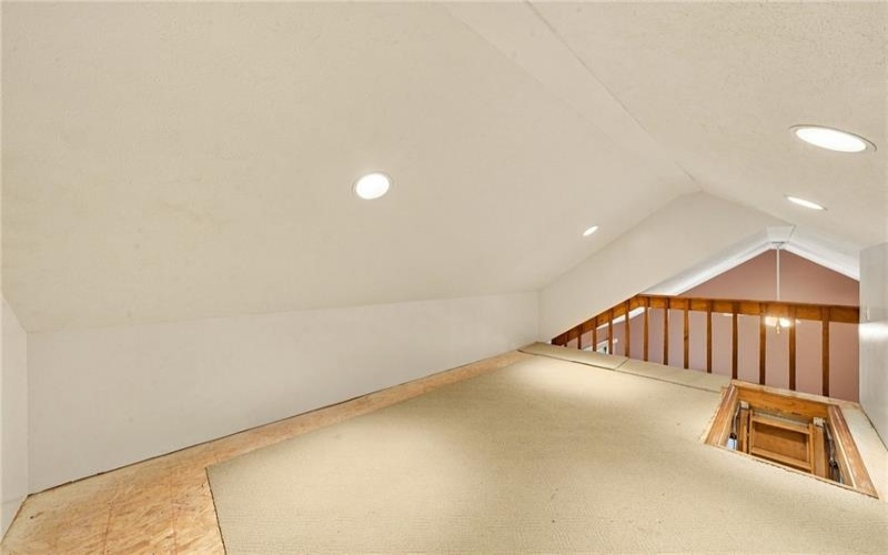 327 Sugar Run Rd, Waynesburg, 15370, 4 Bedroom Bedrooms, 11 Room Rooms,2.2 BathroomBathrooms,Residential,For Sale,Sugar Run Rd,1776358