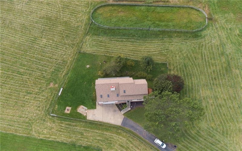 327 Sugar Run Rd, Waynesburg, 15370, 4 Bedroom Bedrooms, 11 Room Rooms,2.2 BathroomBathrooms,Residential,For Sale,Sugar Run Rd,1776358