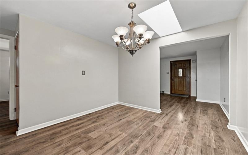 16 Rolling Hills Ave, Irwin, 15642, 3 Bedroom Bedrooms, 8 Room Rooms,1.1 BathroomBathrooms,Residential,For Sale,Rolling Hills Ave,1776366