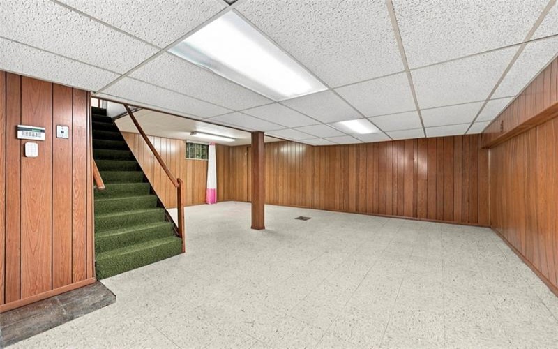 16 Rolling Hills Ave, Irwin, 15642, 3 Bedroom Bedrooms, 8 Room Rooms,1.1 BathroomBathrooms,Residential,For Sale,Rolling Hills Ave,1776366