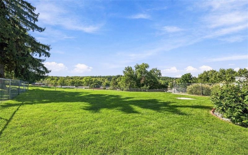 16 Rolling Hills Ave, Irwin, 15642, 3 Bedroom Bedrooms, 8 Room Rooms,1.1 BathroomBathrooms,Residential,For Sale,Rolling Hills Ave,1776366