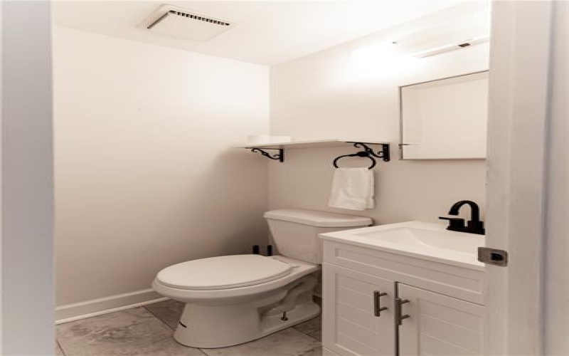 1 Fitch Ln, 15601, 15601, 3 Bedroom Bedrooms, 9 Room Rooms,1.1 BathroomBathrooms,Residential,For Sale,Fitch Ln,1776369