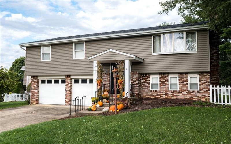 1 Fitch Ln, 15601, 15601, 3 Bedroom Bedrooms, 9 Room Rooms,1.1 BathroomBathrooms,Residential,For Sale,Fitch Ln,1776369
