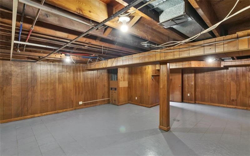 303 Pine Dr, New Stanton, 15672, 3 Bedroom Bedrooms, 8 Room Rooms,1.1 BathroomBathrooms,Residential,For Sale,Pine Dr,1776377