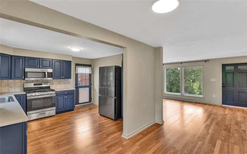 303 Pine Dr, New Stanton, 15672, 3 Bedroom Bedrooms, 8 Room Rooms,1.1 BathroomBathrooms,Residential,For Sale,Pine Dr,1776377