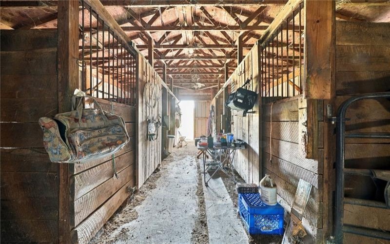 327 Sugar Run Rd, Waynesburg, 15370, 4 Bedroom Bedrooms, ,2.2 BathroomBathrooms,Farm-acreage-lot,For Sale,6 Stall Barn, 2 Run-ins,Sugar Run Rd,1776380