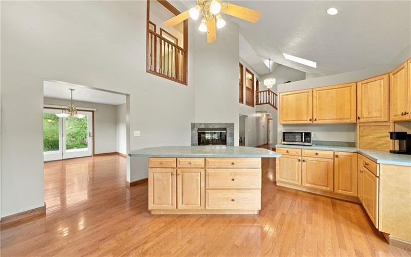327 Sugar Run Rd, Waynesburg, 15370, 4 Bedroom Bedrooms, ,2.2 BathroomBathrooms,Farm-acreage-lot,For Sale,6 Stall Barn, 2 Run-ins,Sugar Run Rd,1776380