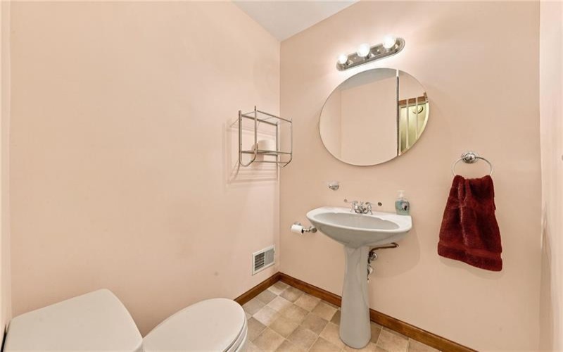 327 Sugar Run Rd, Waynesburg, 15370, 4 Bedroom Bedrooms, ,2.2 BathroomBathrooms,Farm-acreage-lot,For Sale,6 Stall Barn, 2 Run-ins,Sugar Run Rd,1776380