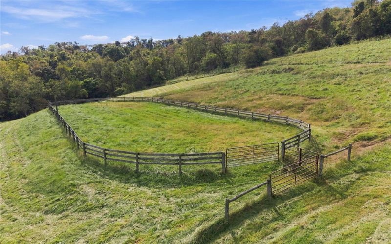 327 Sugar Run Rd, Waynesburg, 15370, 4 Bedroom Bedrooms, ,2.2 BathroomBathrooms,Farm-acreage-lot,For Sale,6 Stall Barn, 2 Run-ins,Sugar Run Rd,1776380