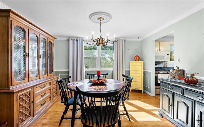 3330 Shady Drive, Murrysville, 15668, 5 Bedroom Bedrooms, 10 Room Rooms,2.1 BathroomBathrooms,Residential,For Sale,Shady Drive,1776397
