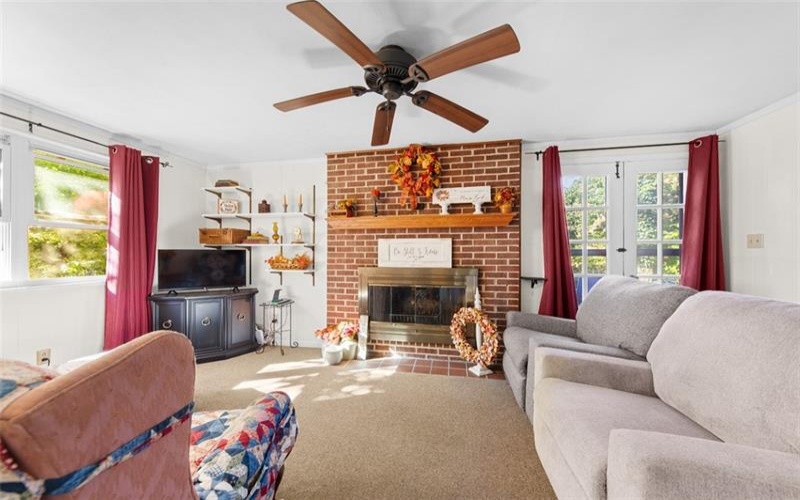 3330 Shady Drive, Murrysville, 15668, 5 Bedroom Bedrooms, 10 Room Rooms,2.1 BathroomBathrooms,Residential,For Sale,Shady Drive,1776397