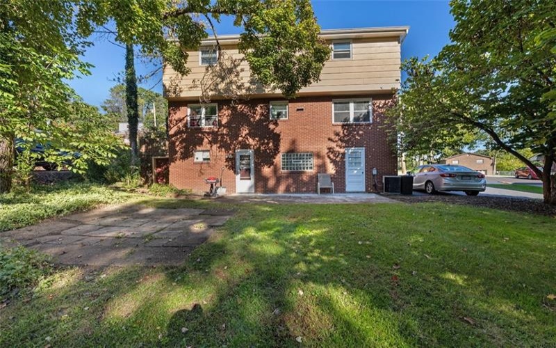 3330 Shady Drive, Murrysville, 15668, 5 Bedroom Bedrooms, 10 Room Rooms,2.1 BathroomBathrooms,Residential,For Sale,Shady Drive,1776397