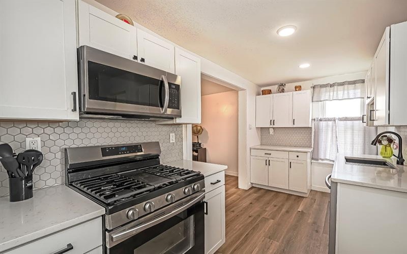 722 Giffin AVENUE, Canonsburg, 15317, 3 Bedroom Bedrooms, ,1.1 BathroomBathrooms,Residential,For Sale,Giffin,1770452