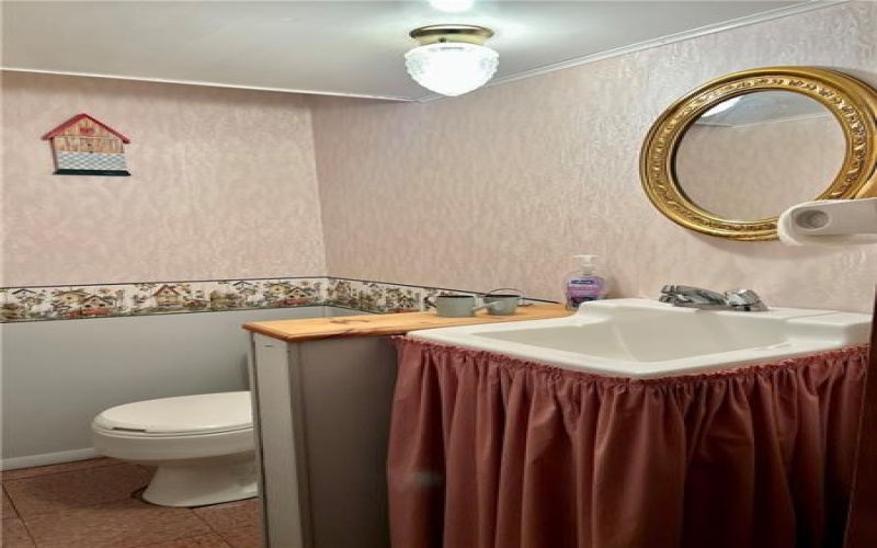 108 N. 1st St, Masontown, 15461, 3 Bedroom Bedrooms, ,2.1 BathroomBathrooms,Residential,For Sale,N. 1st St,1774320