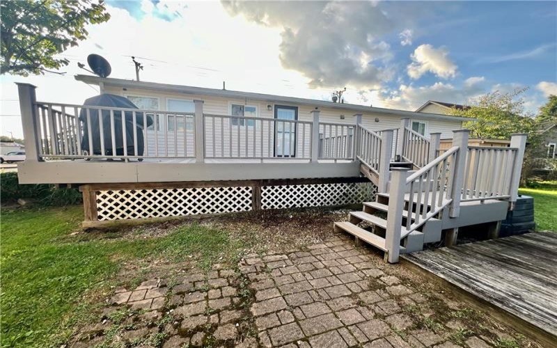 108 N. 1st St, Masontown, 15461, 3 Bedroom Bedrooms, ,2.1 BathroomBathrooms,Residential,For Sale,N. 1st St,1774320