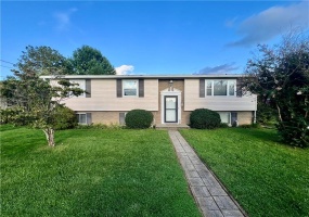 108 N. 1st St, Masontown, 15461, 3 Bedroom Bedrooms, ,2.1 BathroomBathrooms,Residential,For Sale,N. 1st St,1774320
