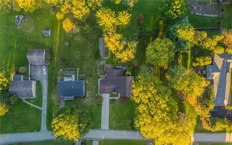 410 MATTY DRIVE, ROSTRAVER, 15012, 4 Bedroom Bedrooms, 10 Room Rooms,3 BathroomBathrooms,Residential,For Sale,MATTY DRIVE,1776447