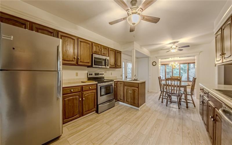 410 MATTY DRIVE, ROSTRAVER, 15012, 4 Bedroom Bedrooms, 10 Room Rooms,3 BathroomBathrooms,Residential,For Sale,MATTY DRIVE,1776447