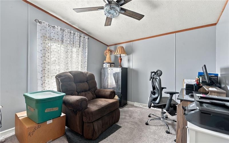 208 KNIGHT DRIVE, ROSTRAVER, 15012, 3 Bedroom Bedrooms, 5 Room Rooms,2 BathroomBathrooms,Residential,For Sale,KNIGHT DRIVE,1775486