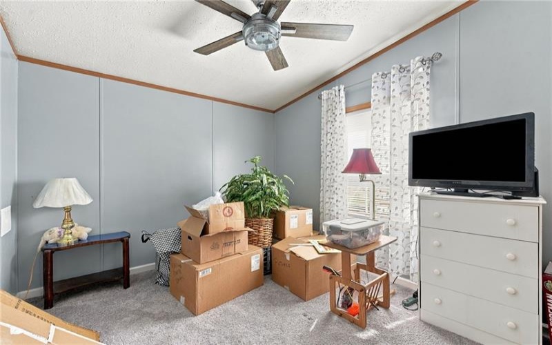 208 KNIGHT DRIVE, ROSTRAVER, 15012, 3 Bedroom Bedrooms, 5 Room Rooms,2 BathroomBathrooms,Residential,For Sale,KNIGHT DRIVE,1775486
