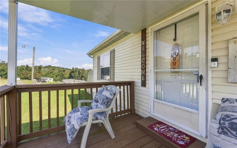 208 KNIGHT DRIVE, ROSTRAVER, 15012, 3 Bedroom Bedrooms, 5 Room Rooms,2 BathroomBathrooms,Residential,For Sale,KNIGHT DRIVE,1775486