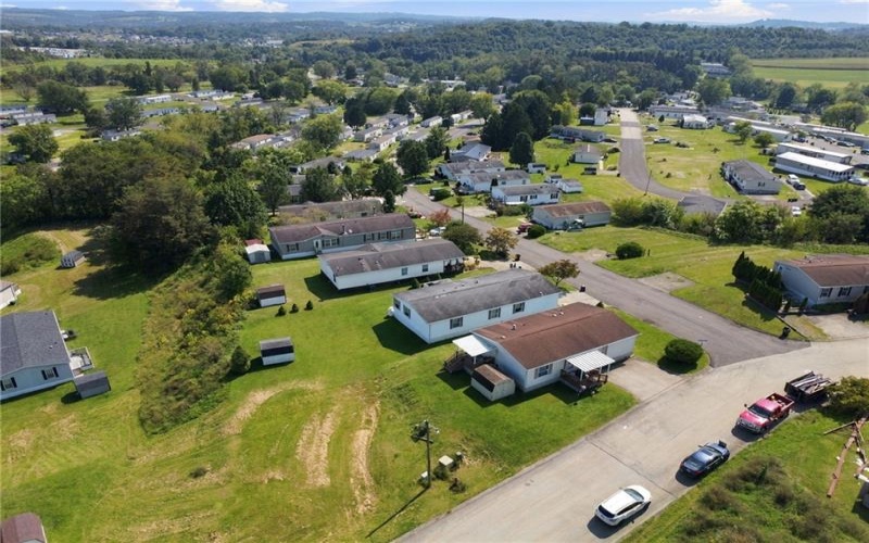 208 KNIGHT DRIVE, ROSTRAVER, 15012, 3 Bedroom Bedrooms, 5 Room Rooms,2 BathroomBathrooms,Residential,For Sale,KNIGHT DRIVE,1775486