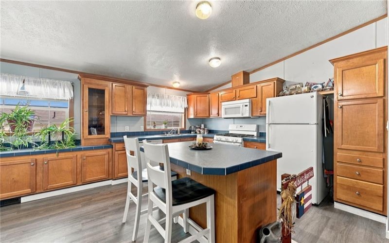 208 KNIGHT DRIVE, ROSTRAVER, 15012, 3 Bedroom Bedrooms, 5 Room Rooms,2 BathroomBathrooms,Residential,For Sale,KNIGHT DRIVE,1775486