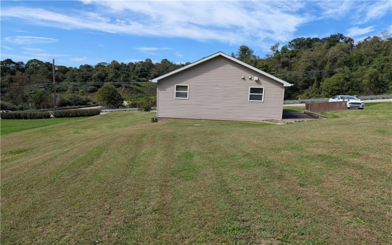 345 THORNTON RD, Brownsville, 15417, 2 Bedroom Bedrooms, ,1 BathroomBathrooms,Residential,For Sale,THORNTON RD,1776480