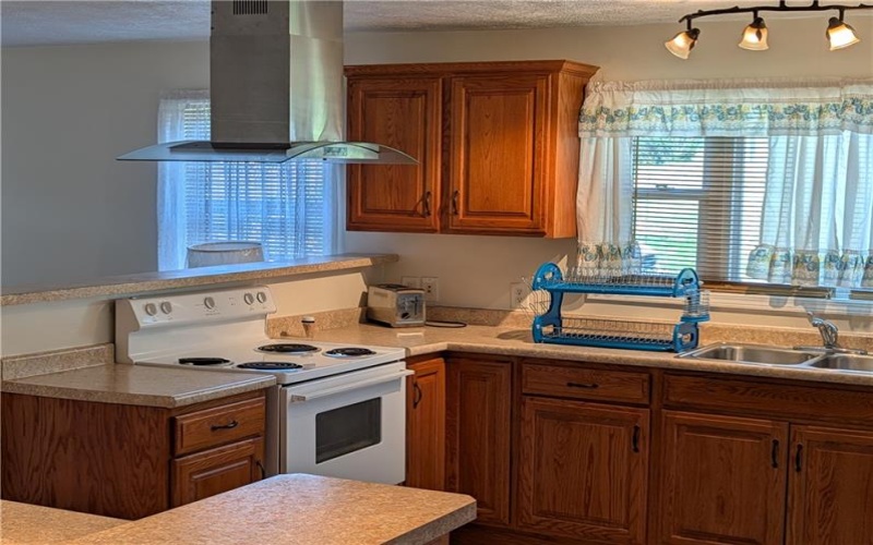 345 THORNTON RD, Brownsville, 15417, 2 Bedroom Bedrooms, ,1 BathroomBathrooms,Residential,For Sale,THORNTON RD,1776480