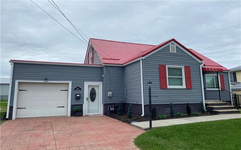 109 Roberts Street, Belle Vernon, 15012, 3 Bedroom Bedrooms, ,1 BathroomBathrooms,Residential,For Sale,Roberts Street,1776492