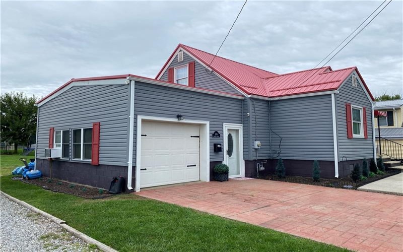 109 Roberts Street, Belle Vernon, 15012, 3 Bedroom Bedrooms, ,1 BathroomBathrooms,Residential,For Sale,Roberts Street,1776492