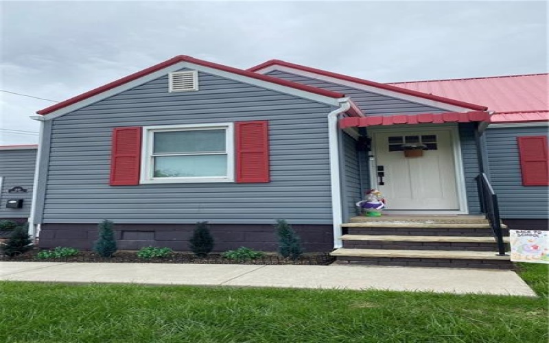 109 Roberts Street, Belle Vernon, 15012, 3 Bedroom Bedrooms, ,1 BathroomBathrooms,Residential,For Sale,Roberts Street,1776492