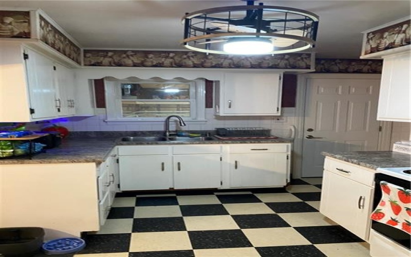 109 Roberts Street, Belle Vernon, 15012, 3 Bedroom Bedrooms, ,1 BathroomBathrooms,Residential,For Sale,Roberts Street,1776492
