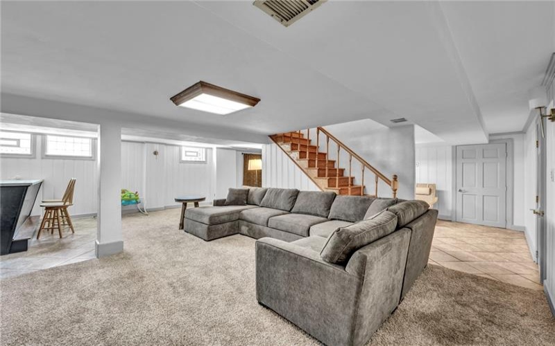 111 Hitchman, Mount Pleasant, 15666, 3 Bedroom Bedrooms, ,2.1 BathroomBathrooms,Residential,For Sale,Hitchman,1776494