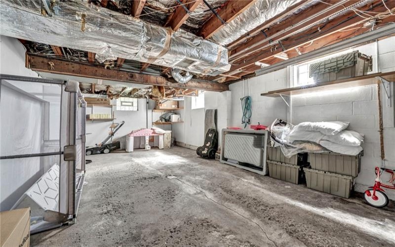 111 Hitchman, Mount Pleasant, 15666, 3 Bedroom Bedrooms, ,2.1 BathroomBathrooms,Residential,For Sale,Hitchman,1776494