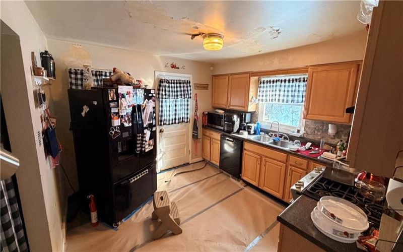 464 Greenridge Rd, New Kensington, 15068, 3 Bedroom Bedrooms, 7 Room Rooms,2 BathroomBathrooms,Residential,For Sale,Greenridge Rd,1738638