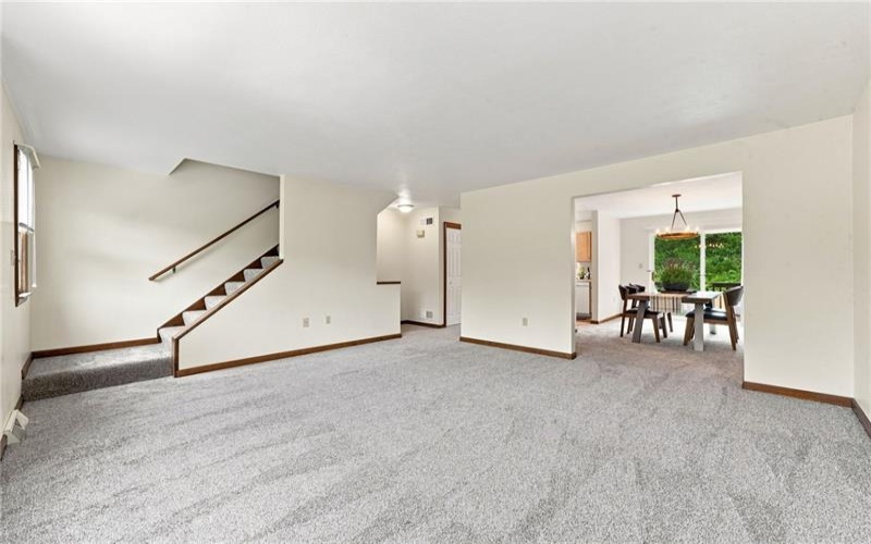 1124 CRANSTON DRIVE, Greensburg, 15601, 2 Bedroom Bedrooms, 6 Room Rooms,1.1 BathroomBathrooms,Residential,For Sale,CRANSTON DRIVE,1770912