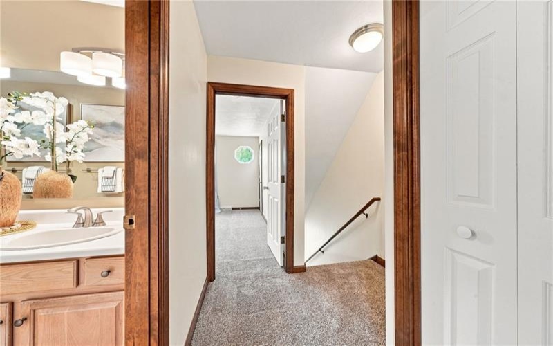1124 CRANSTON DRIVE, Greensburg, 15601, 2 Bedroom Bedrooms, 6 Room Rooms,1.1 BathroomBathrooms,Residential,For Sale,CRANSTON DRIVE,1770912
