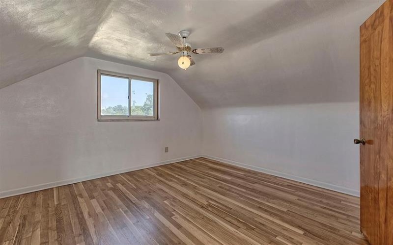 2040 Thomas DRIVE, White Oak, 15131, 3 Bedroom Bedrooms, 7 Room Rooms,2 BathroomBathrooms,Residential,For Sale,Thomas,1771863