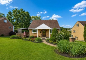 2040 Thomas DRIVE, White Oak, 15131, 3 Bedroom Bedrooms, 7 Room Rooms,2 BathroomBathrooms,Residential,For Sale,Thomas,1771863