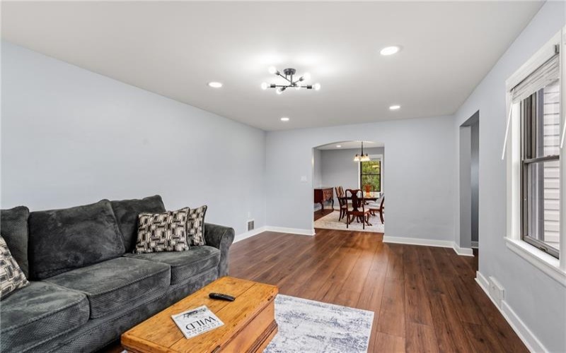 3298 Harvard St, Lower Burrell, 15068, 3 Bedroom Bedrooms, 6 Room Rooms,2 BathroomBathrooms,Residential,For Sale,Harvard St,1775459
