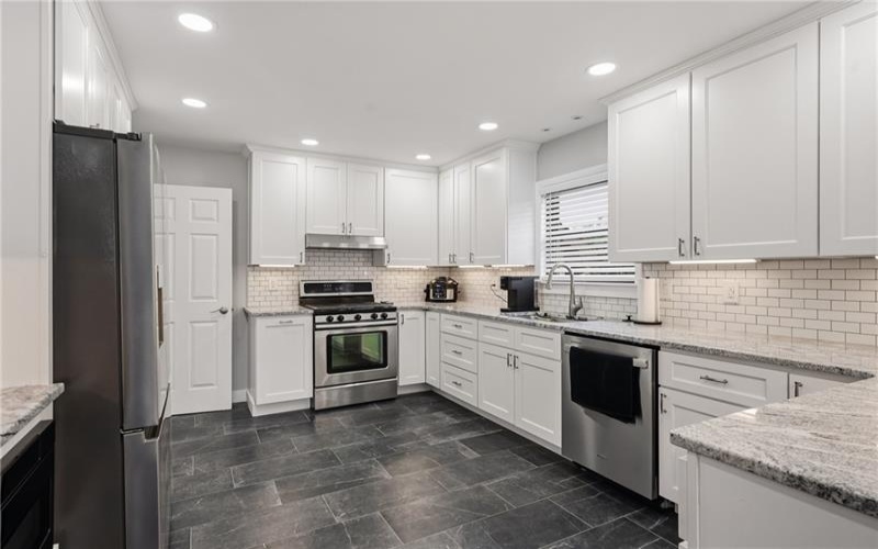 3298 Harvard St, Lower Burrell, 15068, 3 Bedroom Bedrooms, 6 Room Rooms,2 BathroomBathrooms,Residential,For Sale,Harvard St,1775459