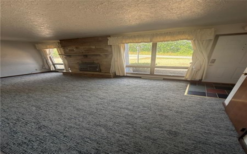 7696 National Pike, Uniontown, 15401, 3 Bedroom Bedrooms, ,2 BathroomBathrooms,Residential,For Sale,National Pike,1775468