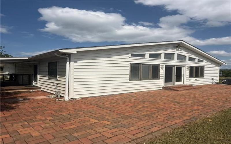 7696 National Pike, Uniontown, 15401, 3 Bedroom Bedrooms, ,2 BathroomBathrooms,Residential,For Sale,National Pike,1775468