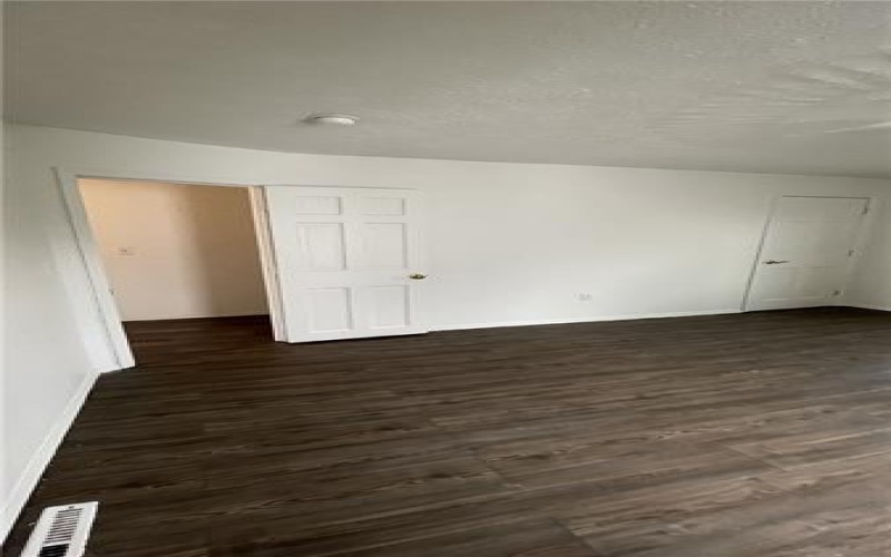 62 Whiteman Ave, Uniontown, 15401, 2 Bedroom Bedrooms, ,1 BathroomBathrooms,Lease,For Rent,Whiteman Ave,1775931
