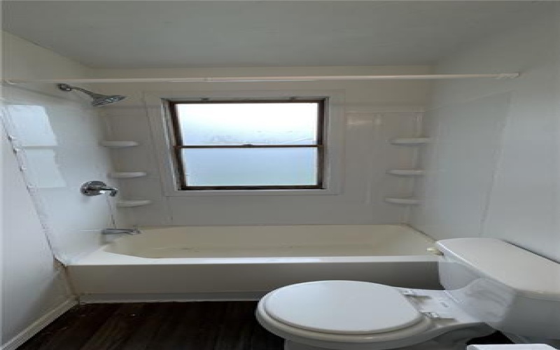 62 Whiteman Ave, Uniontown, 15401, 2 Bedroom Bedrooms, ,1 BathroomBathrooms,Lease,For Rent,Whiteman Ave,1775931