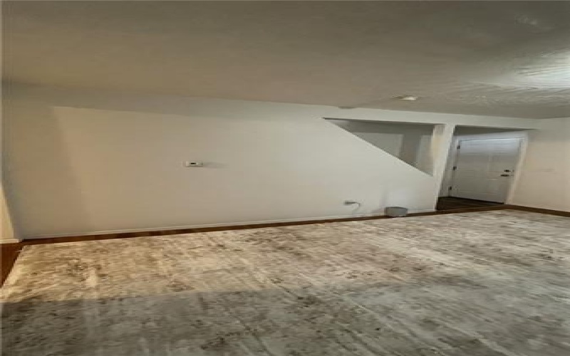 62 Whiteman Ave, Uniontown, 15401, 2 Bedroom Bedrooms, ,1 BathroomBathrooms,Lease,For Rent,Whiteman Ave,1775931